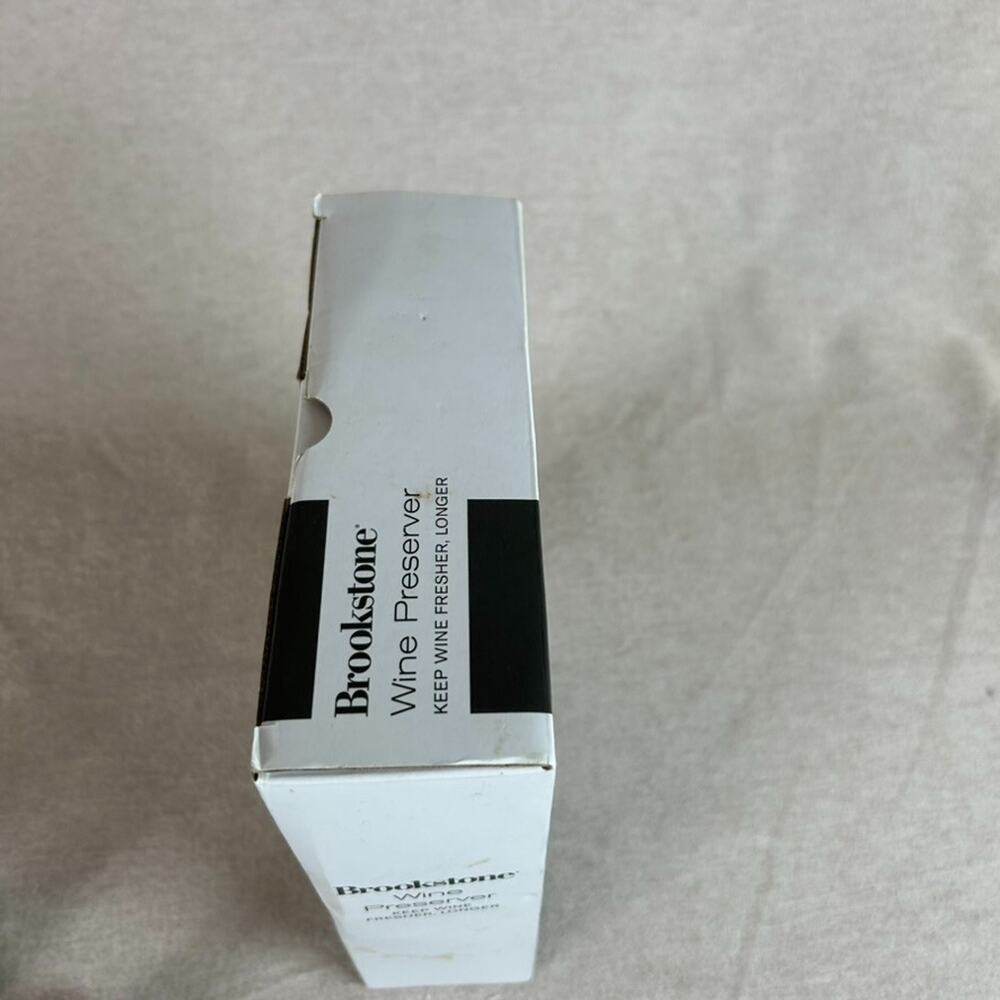 Brookstone Wine Preserver With 3 Wine Stoppers With Date Indicator Rings & Stand - Picture 9 of 10